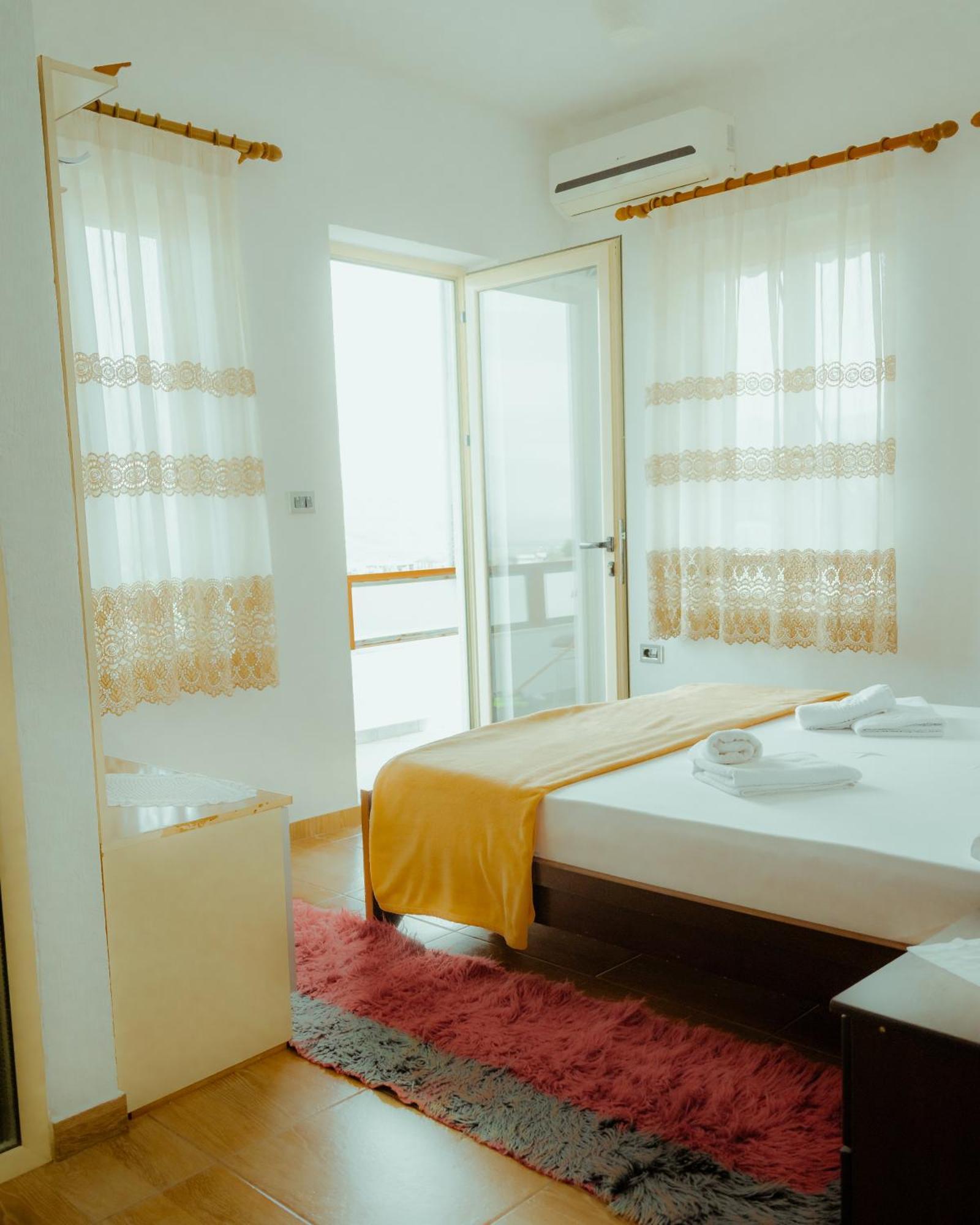 Guesthouse Shtino Gjirokastra Kültér fotó